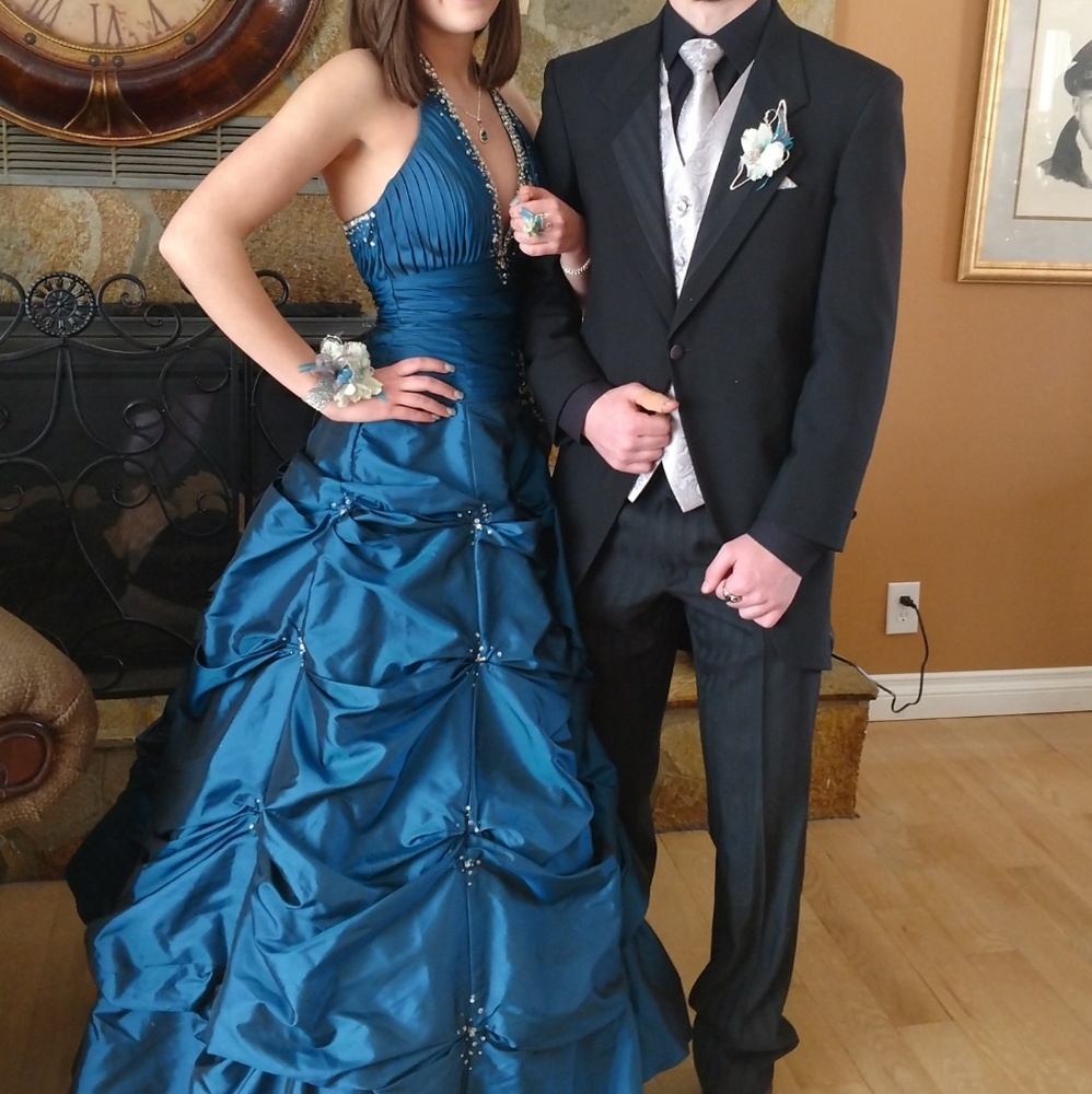 Prom dress for sale!
